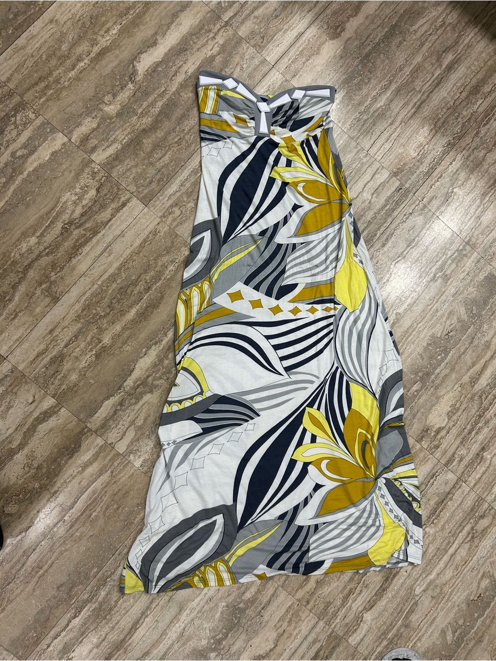 Vintage Strapless Floral-Print Maxi Dress in Yellow & White - Picture 3 of 7